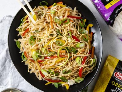 Rainbow Vegetarian Pad Thai with Crispy Noodles