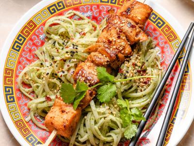 Spicy grilled salmon with herb noodles