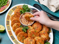 Thai Fish Cakes with Dipping Sauce